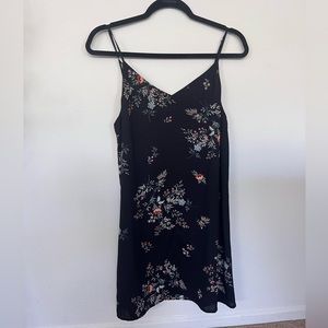 BLACK FLORAL DRESS
